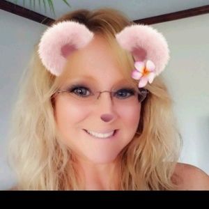 Meet your Posher, Cheryl